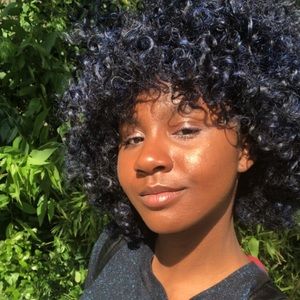 Meet your Posher, Hailey